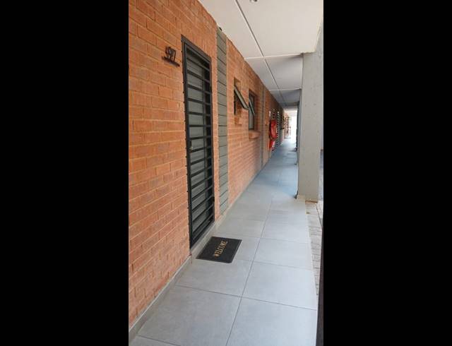 2 BEDROOM APARTMENT FOR SALE IN REMBRANDT PARK